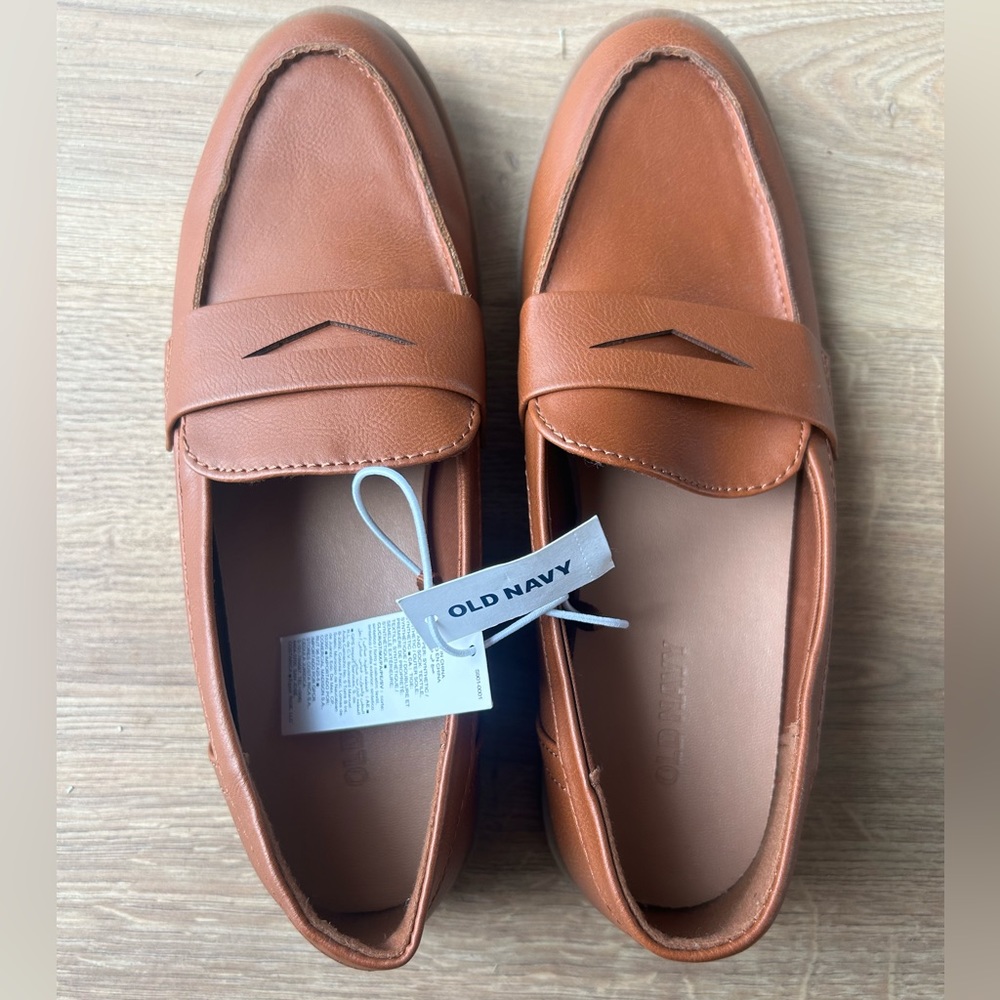NWT Old Navy Faux Leather Penny Loafers
